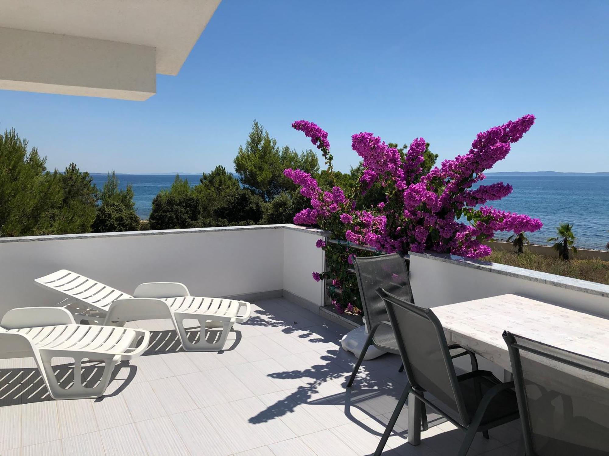 Mirakul Apartments Vir Εξωτερικό φωτογραφία