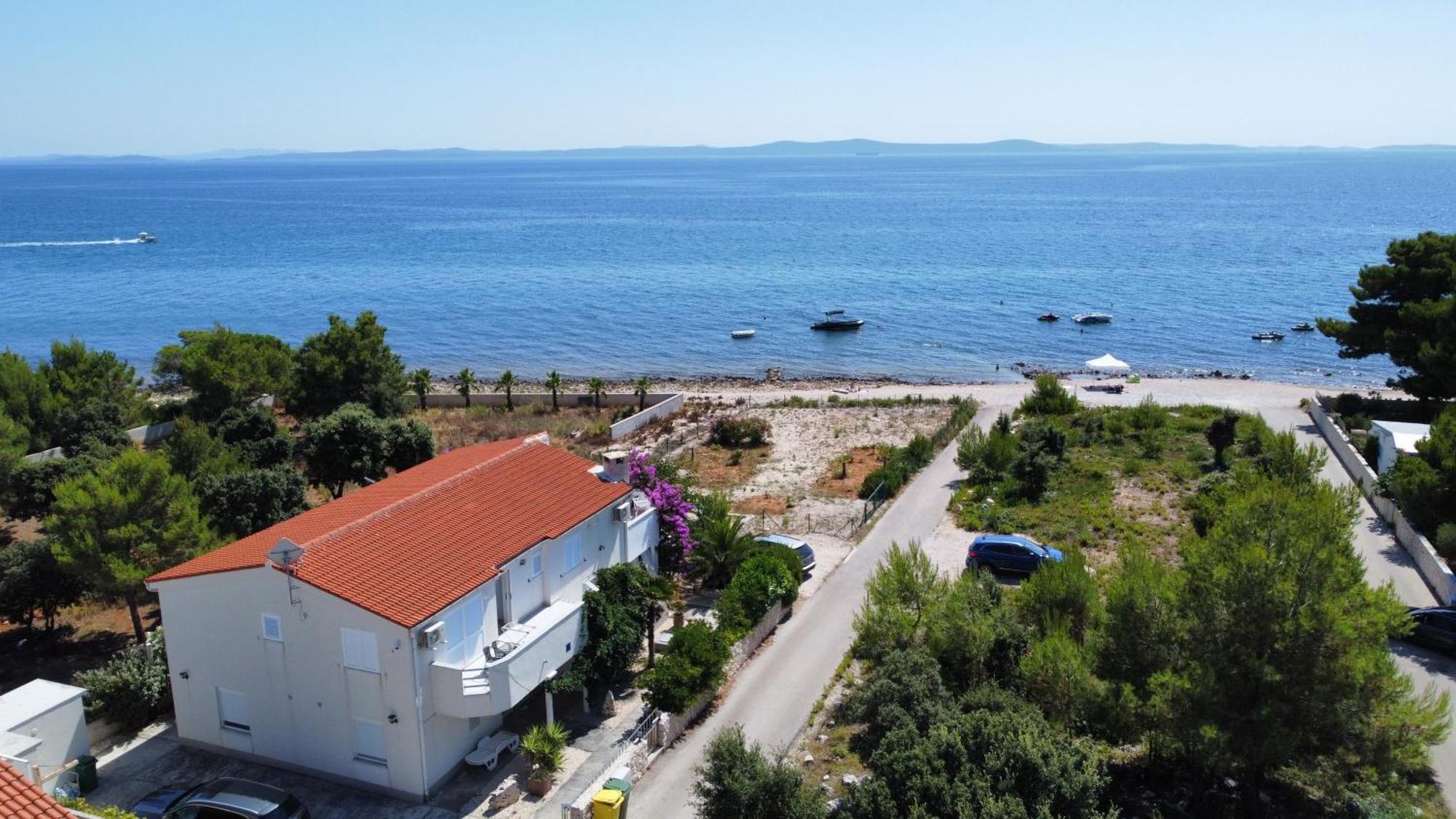 Mirakul Apartments Vir Εξωτερικό φωτογραφία