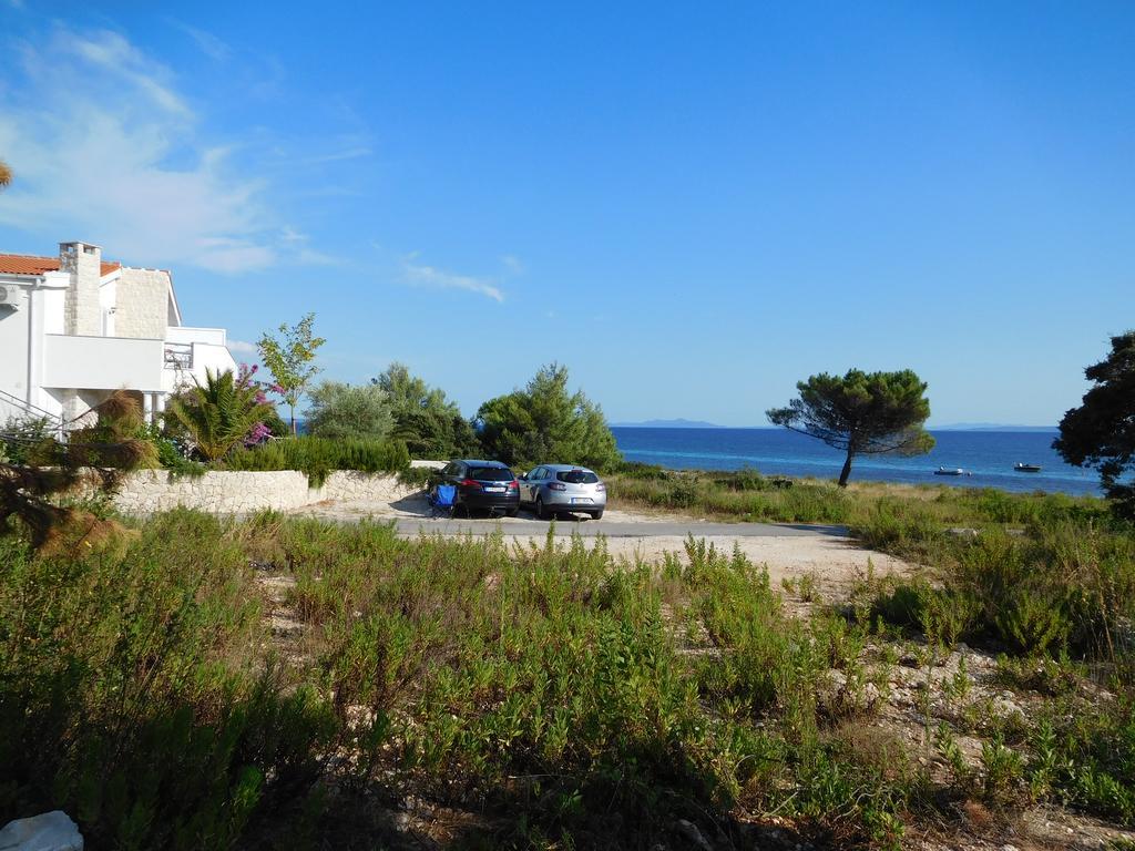 Mirakul Apartments Vir Εξωτερικό φωτογραφία