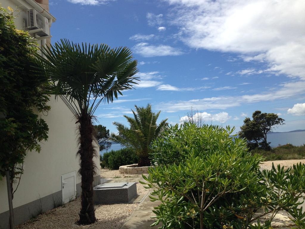 Mirakul Apartments Vir Εξωτερικό φωτογραφία