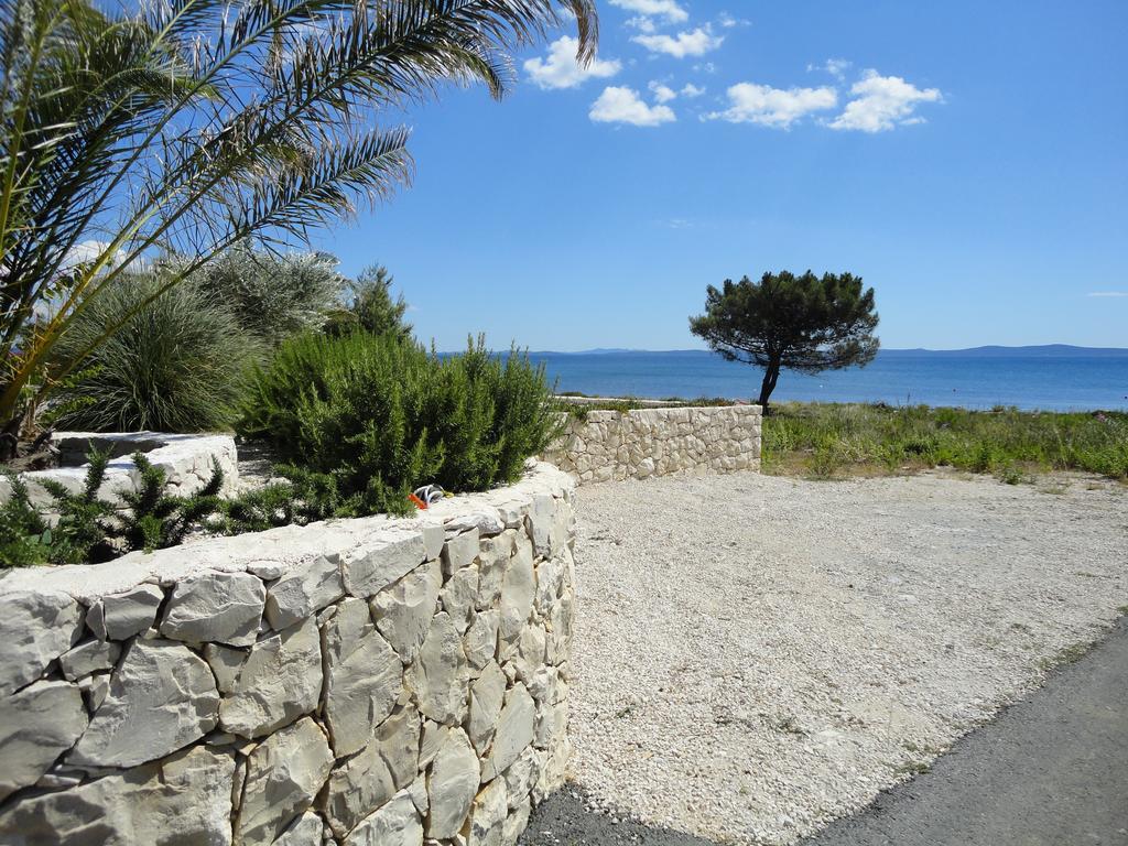 Mirakul Apartments Vir Εξωτερικό φωτογραφία